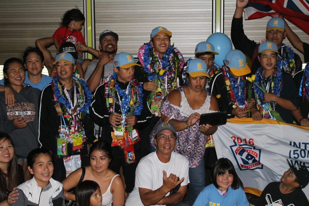 Central Maui Little League All-Stars, homecoming celebration at Kahului Airport. Photo by Wendy Osher.