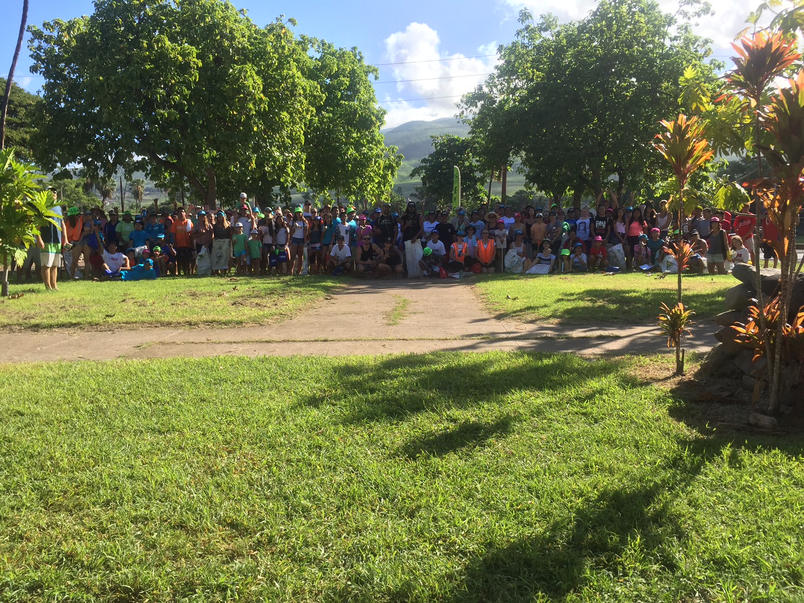 Lahaina Town Clean Up PC: Matt Lane