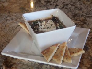 Mushroom appetizer at Pita Paradise in Wailea Gateway Center. Photo by Kiaora Bohlool.