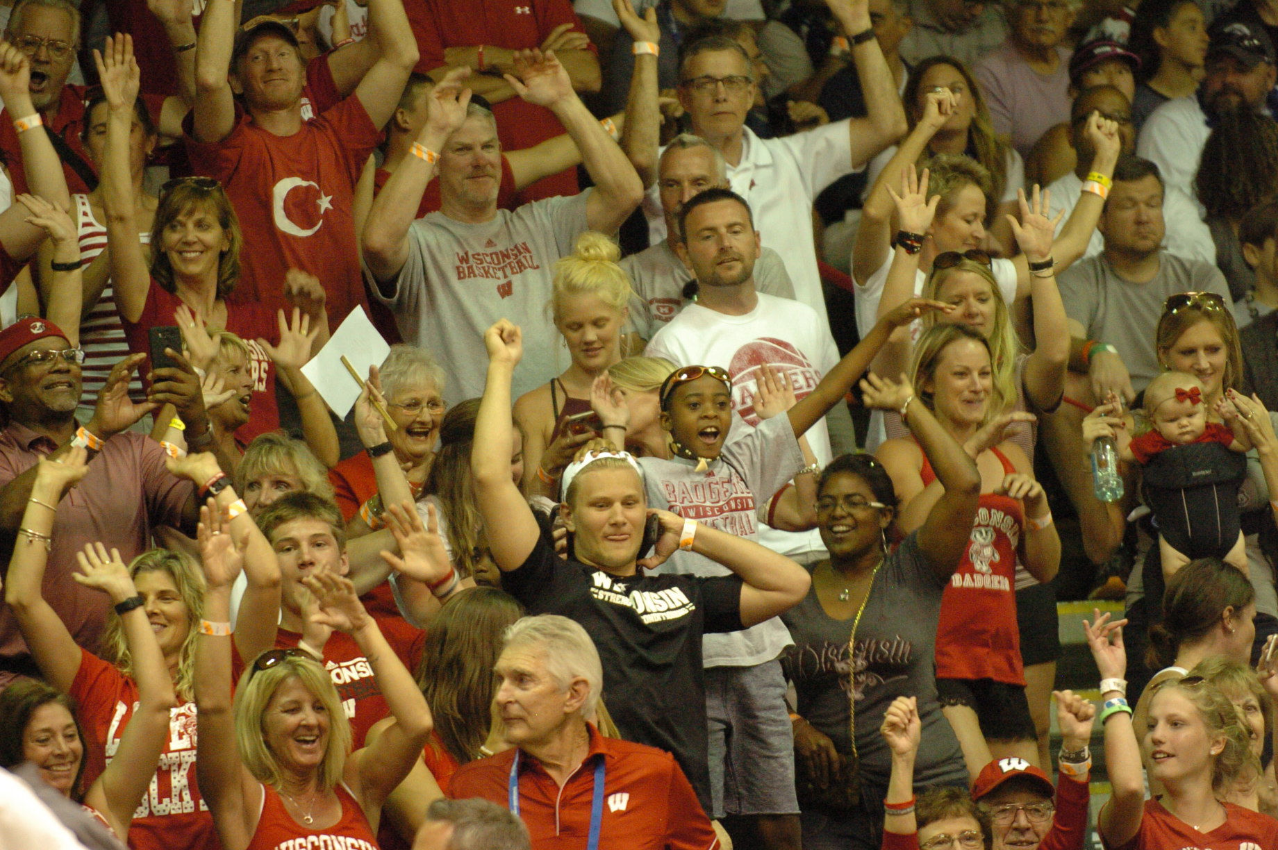 UW fans. PC: Joel B. Tamayo.