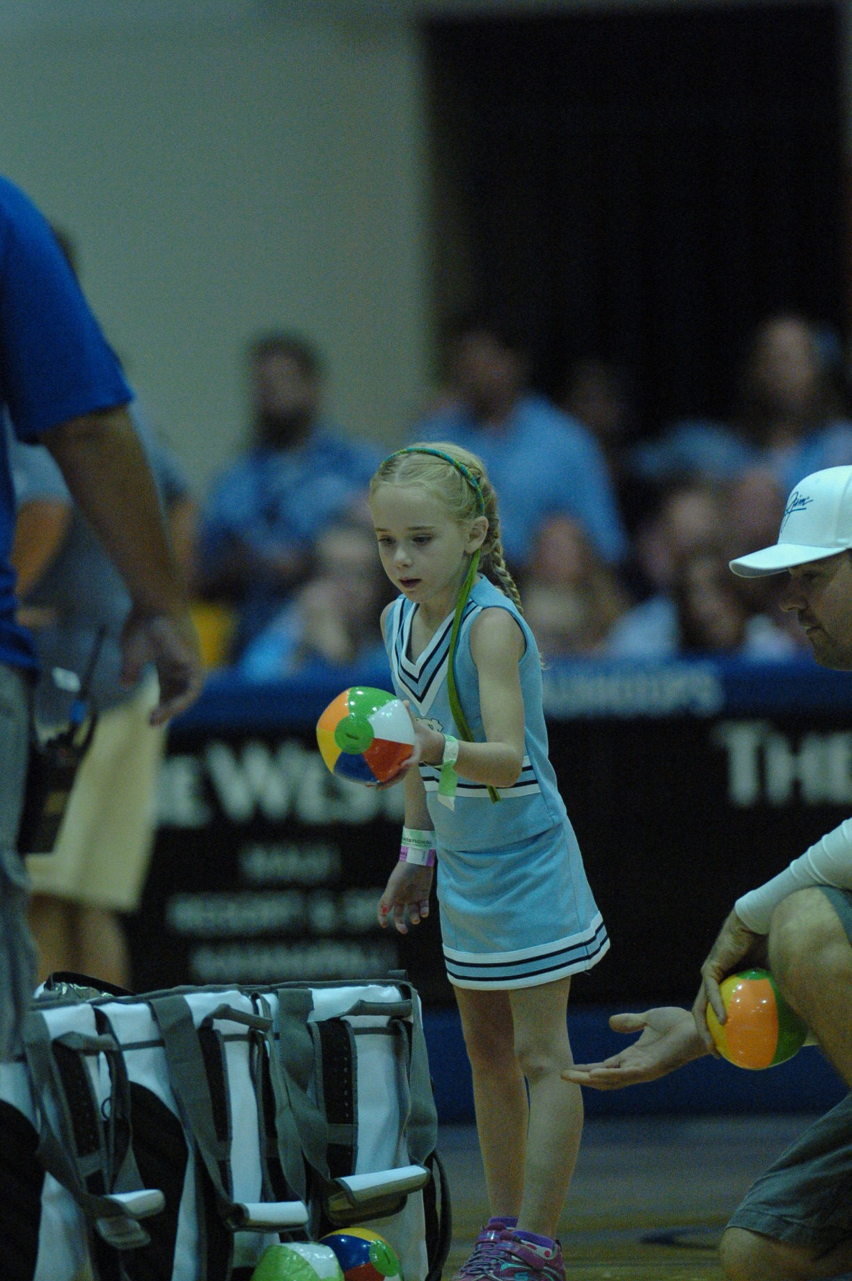 Future Lady Tar Heel. Championship game between UW vs UNC at the 2016 Maui Jim Maui Invitational. PC: Joel B. Tamayo.