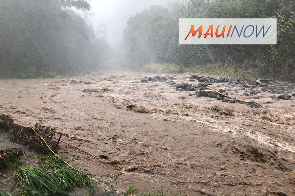 FLOOD UPDATES Unstable Weather Across Hawai‘i Through Monday Maui Now