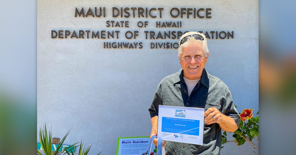 Hāna Highway Cleanups Are a Family Affair; Notestone ...