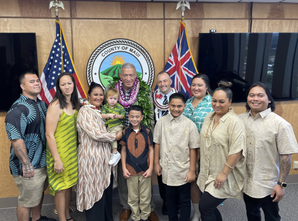 Former Judge Richard Bissen Sworn In As Maui Mayor : Maui Now