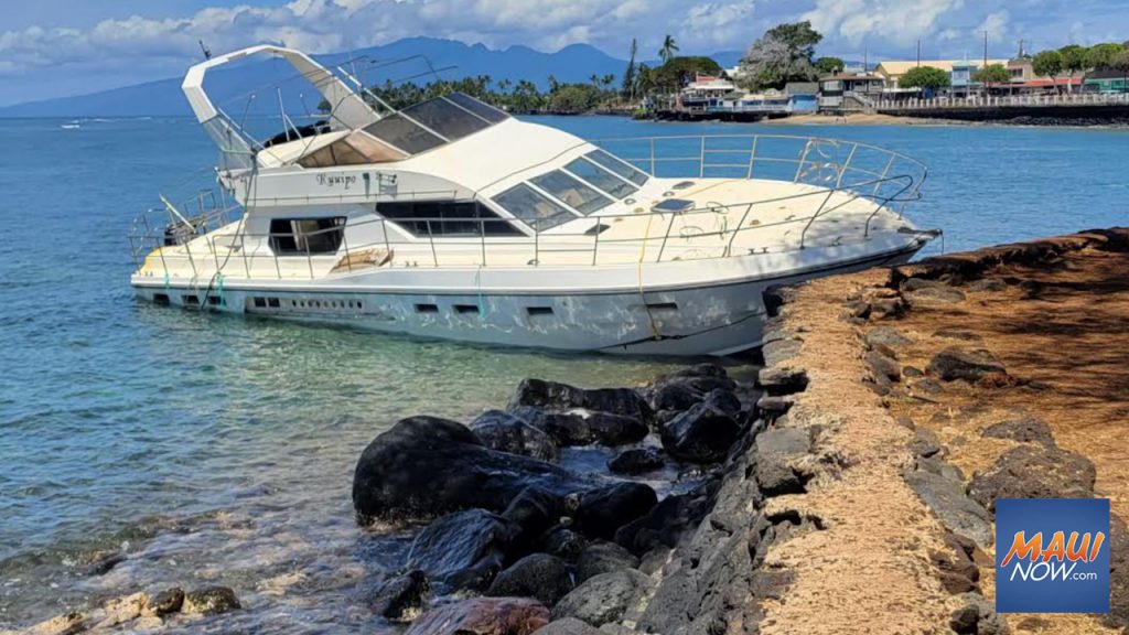 State takes control of vessel grounded in Lahaina, Maui near Hauola