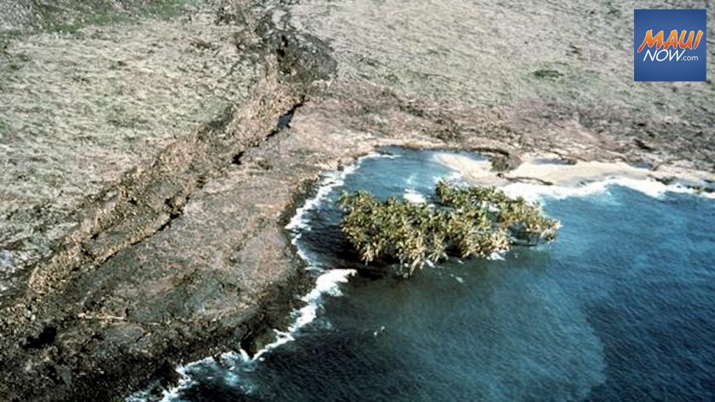 Tsunami update near maui hawaii