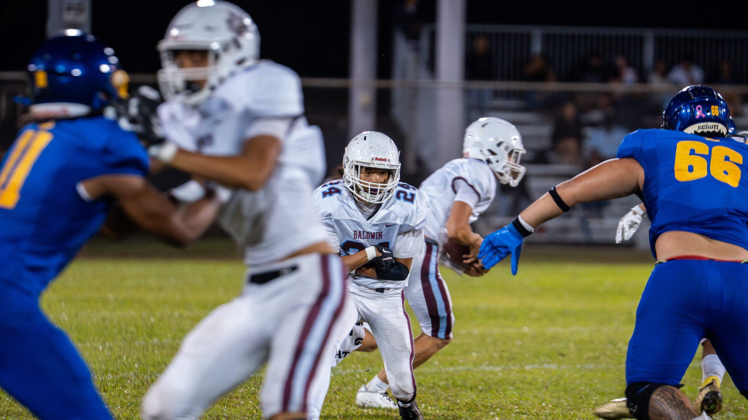Baldwin High School's Brayden Viloria runs free in the Bears' 17-13 win over Hilo on Friday night at Wong Stadium on Hawai'i Island. Viloria ran seven times for 15 yards and had one catch for 9 yards in the game. Delfin Kamakoa Paulo-Galsote photo