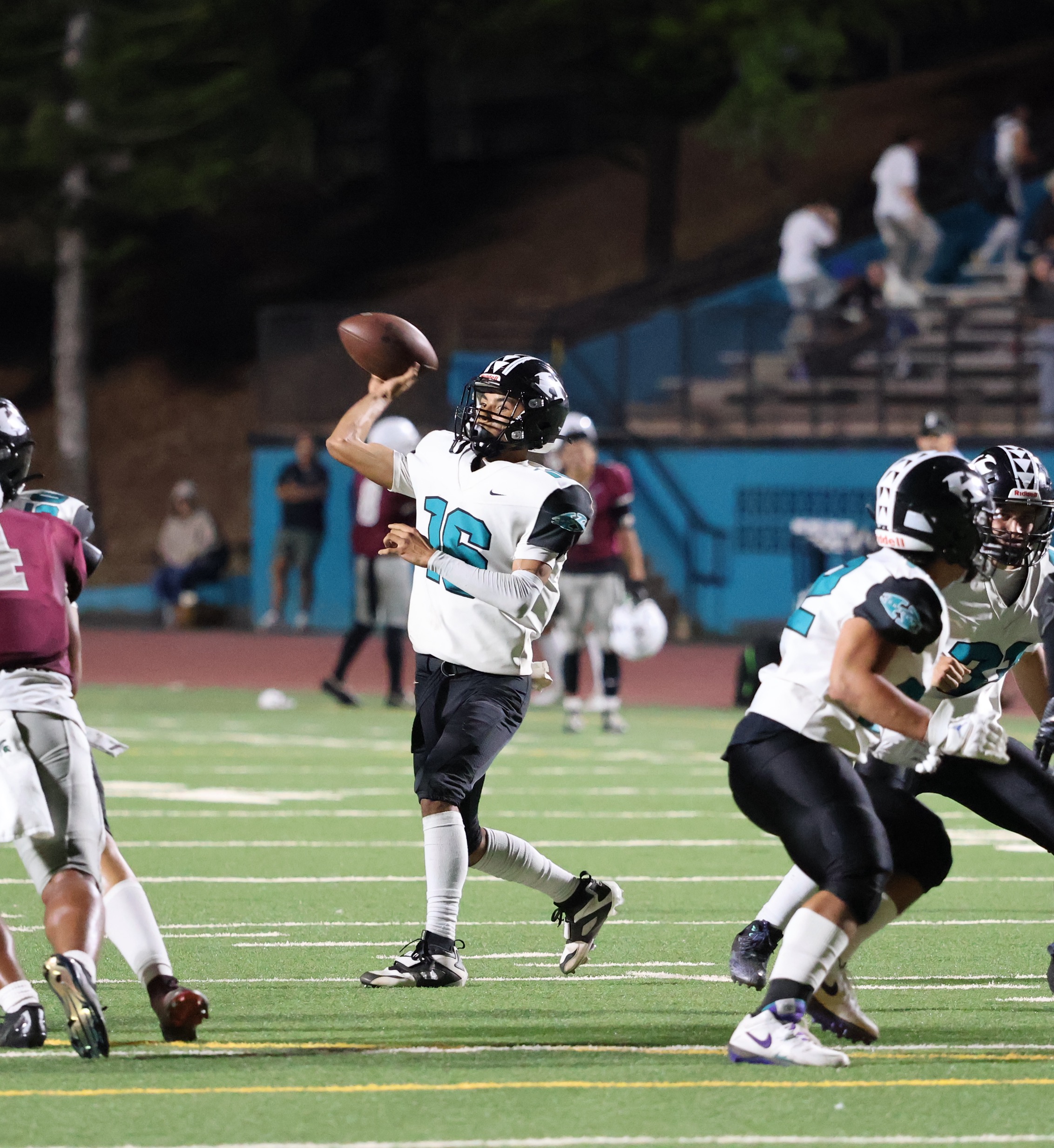 King Kekaulike High School quarterback Kingston Goliday passed for 266 yards and three touchdowns on Friday in Na Ali'i's 34-28 win over Baldwin. REID YAMAMOTO photo