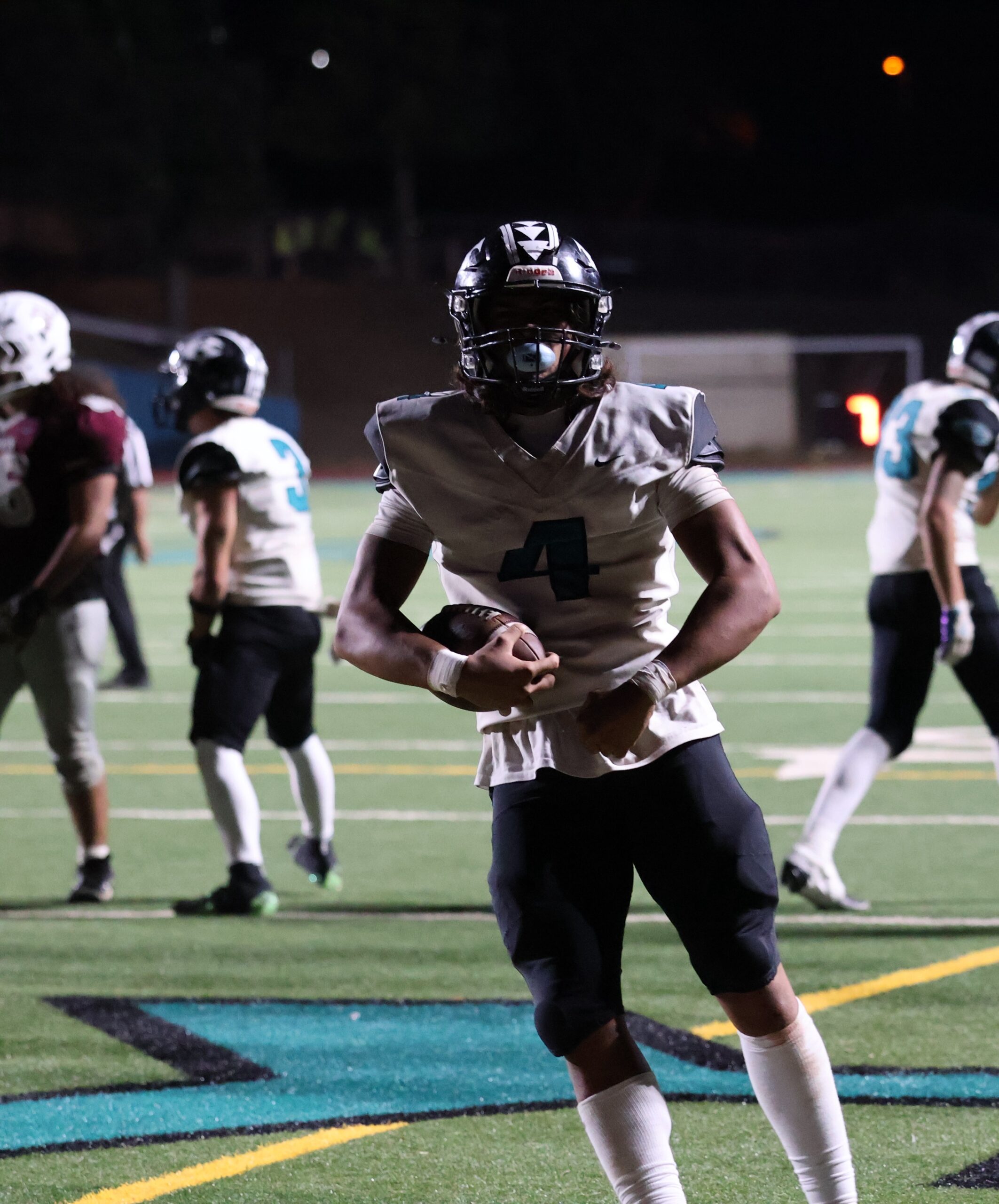 Kanoa Kuailani celebrates after scoring the winning 5-yard touchdown run in King Kekaulike High School's 34-28 overtime win over Baldwin on Friday. REID YAMAMOTO photo