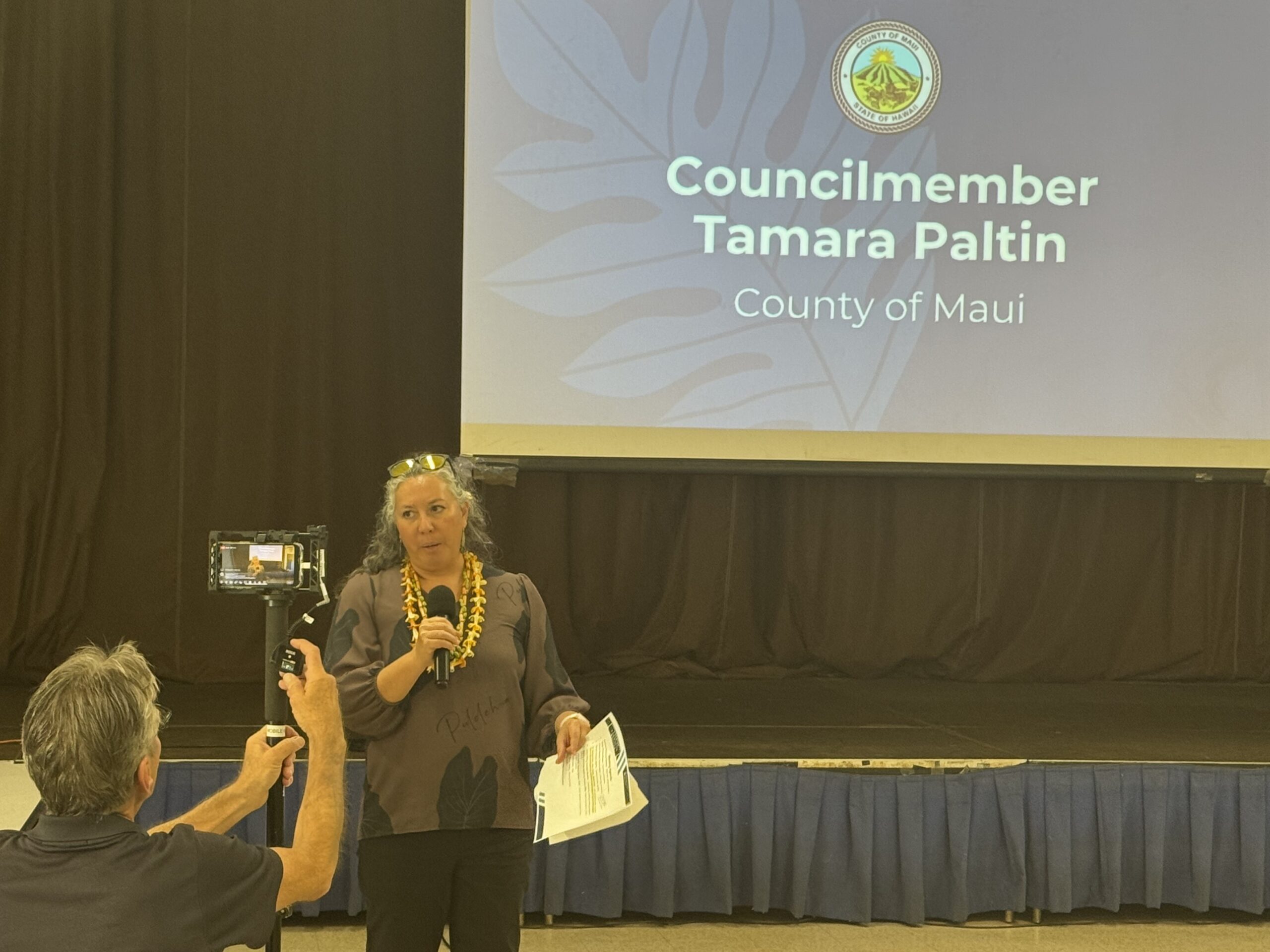 Maui County Council Member Tamara Paltin speaks at the Lahaina communtiy meeting on Wednesday. HJI / ROB COLLIAS photo