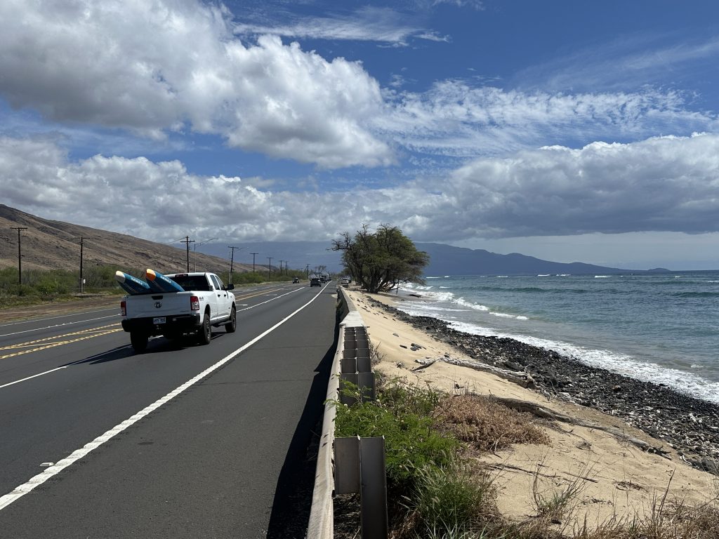 Nighttime closures on Honoapiʻilani Highway in Ukumehame