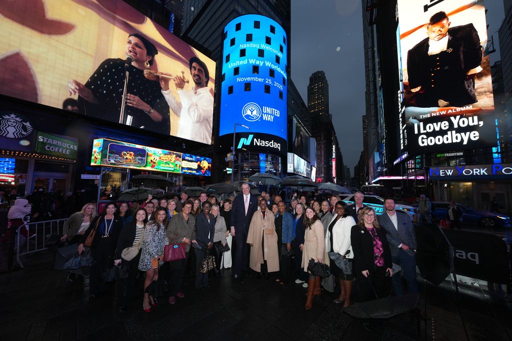 Aloha United Way CEO takes part in Nasdaq closing bell ceremony in New York