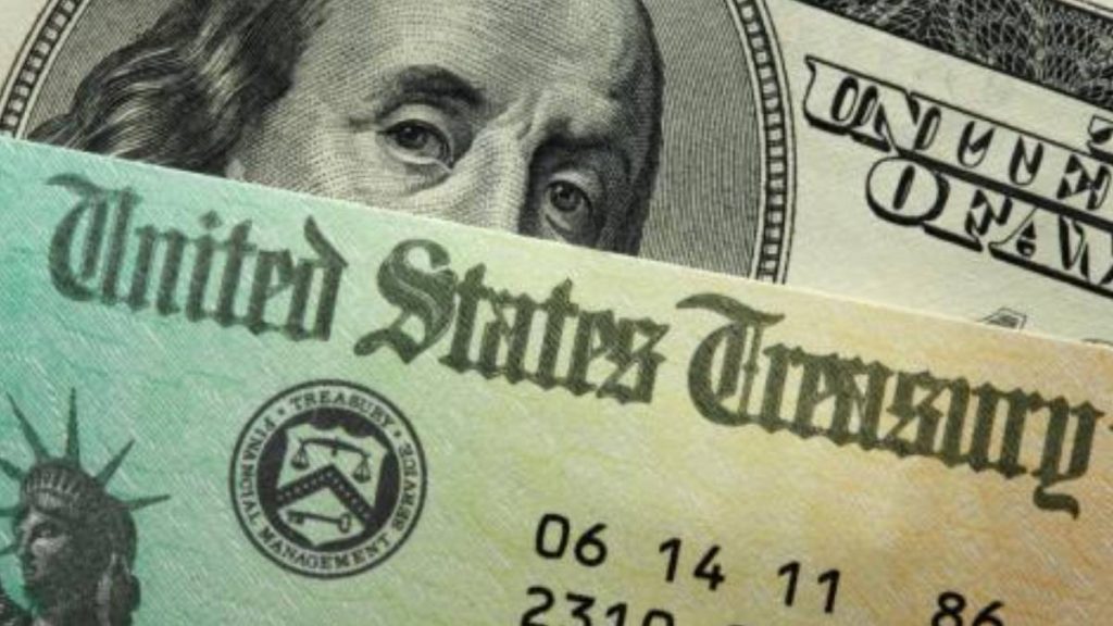 Hirono, 24 other US senators urge Trump to help taxpayers get their full refunds