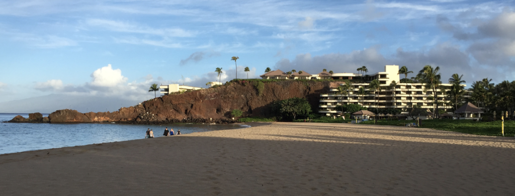 Hawaiian Moment — Puʻu Kekaʻa, Hill of the rumble (as in thunder)