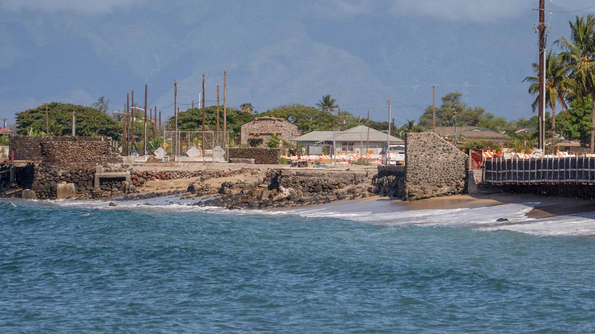 The surf laps at the edge of the crumbling infrastructure on a makai stretch of Front Street where businesses like Cheeseburger in Paradise and Kimo's once stood. HJI / COLLEEN UECHI photo