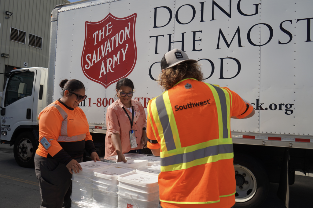 The Salvation Army and Southwest Airlines join forces to uplift Hawaiʻi communities facing flood recovery